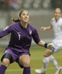 Hope Solo asks for domestic violence charges to be dismissed