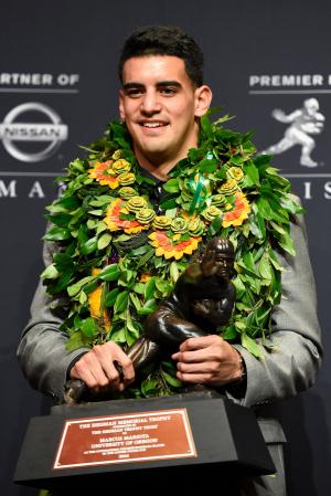 Rival Oregon State congratulates Oregon's Marcus Mariota