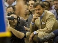 Rams owners to build NFL stadium near Los Angeles