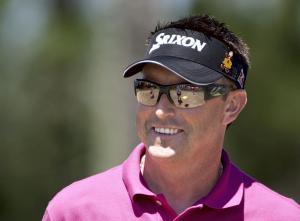 Witness says Robert Allenby passed out, hit head