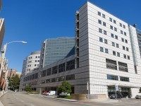 Ronald Reagan UCLA Hospital (King of Hearts / Wikimedia Commons)