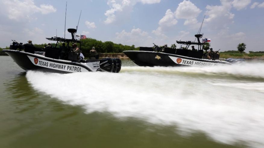 Dps Troopers In Gunboats Capture Leading Zeta Sneaking Across Texas Border