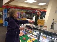 Vctoria Ayling Buys Dinner At Grimsby Fish Market