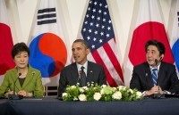 Barack Obama, Shinzo Abe, Park Geun-hye