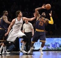 LeBron James, Brook Lopez