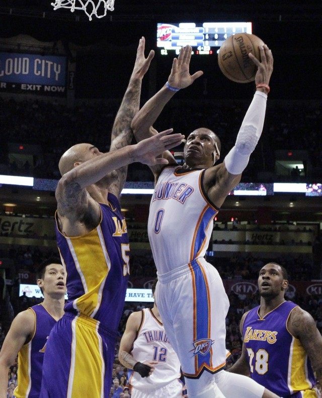 Russell Westbrook, Robert Sacre
