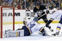 Steve Downie, Jake Allen