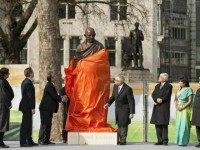 gandhi-statue
