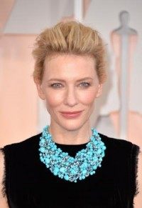 Cate Blanchett shows playful side in off-topic interview