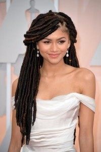 Zendaya to host the Radio Disney Music Awards show