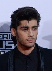 Zayn Malik exits One Direction tour amid cheating rumors