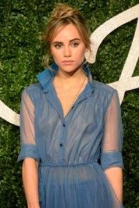 Suki Waterhouse, Cara Delevingne go topless for Vogue U.K.