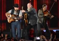 Chris Cornell joins Zac Brown Band during 'SNL' performance
