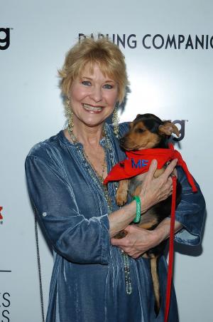 Dee Wallace to play Bobbie and Luke Spencer's sister on 'General Hospital'