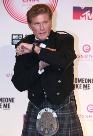 David Hasselhoff to play the father of Ian Ziering's Fin character in 'Sharknado 3'