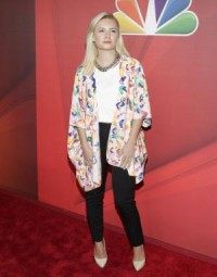 Elisha Cuthbert details new series 'One Big Happy'