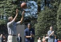 Obama has Kentucky winning it all in March Madness bracket