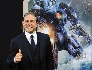 Charlie Hunnam starts work on King Arthur movie in the U.K.
