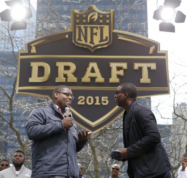 Cris Carter, Laken Tomlinson