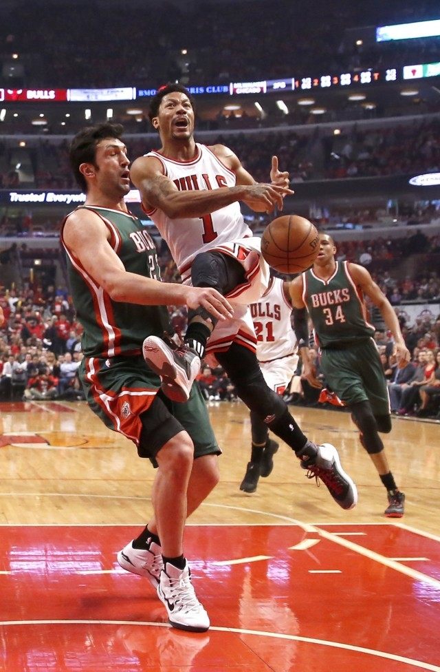 Derrick Rose, Zaza Pachulia