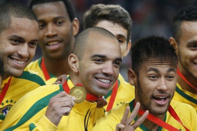 Diego Tardelli, Neymar