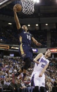 Eric Gordon, Nik Stauskas