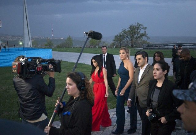 Kim Kardashian, Khloe Kardashian, Kanye West