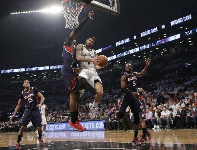 Paul Milsap, Deron Williams