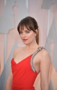 Dakota Johnson debuts new bob hairstyle