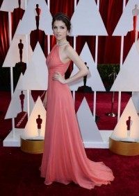 Anna Kendrick, Zac Efron to co-star in 'Mike and Dave Need Wedding Dates'