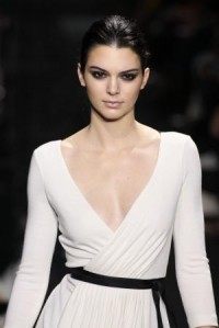 Kendall Jenner goes topless for GQ magazine