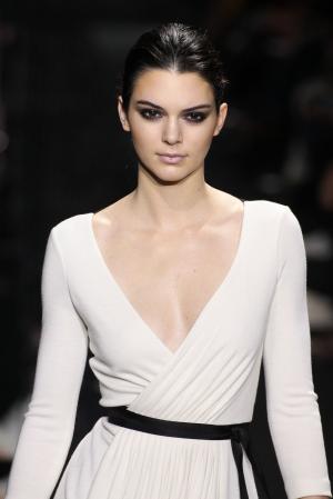 Kendall Jenner goes topless for GQ magazine