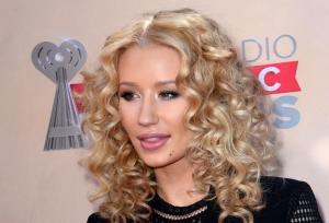 Britney Spears and Iggy Azalea come in for a kiss