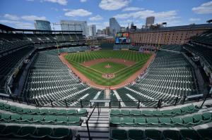 Inside voices: Camden Yards hosts quietest game of the season