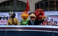 The Muppets take on 'more adult' themes in upcoming mockumentary-style show