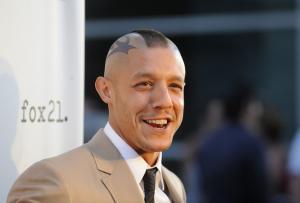 Theo Rossi, wife Meghan McDermott expecting first child