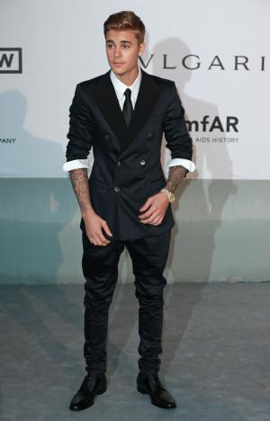 Arrest warrant issued for Justin Bieber in Argentina