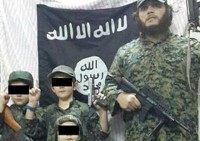 Khaled-Sharrouf-and-kids-screenshot