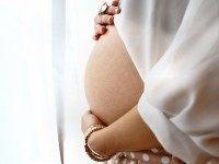 Pregnant (Phalinn Ooi / Flickr / CC / Cropped)