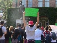 USC Trojan Protest (Neon Tommy / Flickr / CC / Cropped)