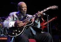 B.B. King announces he is at home under hospice care