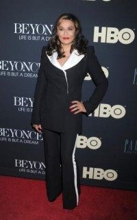 Tina Knowles pens letter to Beyonce and Solange Knowles