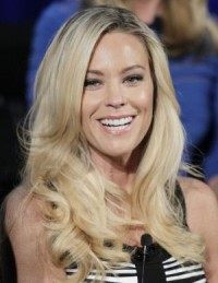 Kate Gosselin, millionaire Jeff Prescott cozy up on date
