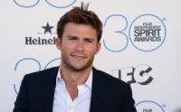 Scott Eastwood embarrassingly buys his own 'Men's Fitness' cover issue