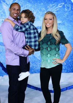 Kendra Wilkinson confronts mom on 'Marriage Boot Camp'