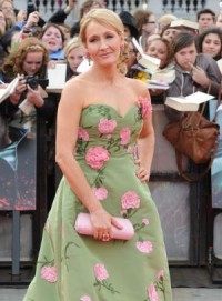 J.K. Rowling apologizes for killing off 'Harry Potter' character