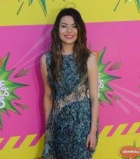 Miranda Cosgrove to return to TV on 'Crowded'