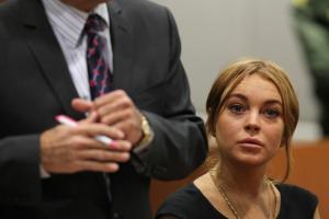 Lindsay Lohan fails to complete community service, may face arrest