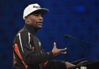 Floyd Mayweather says he'd fight Manny Pacquiao in a rematch