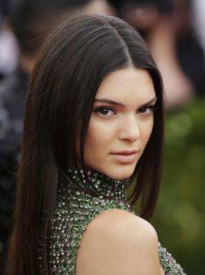 Kendall Jenner reacts to dad Bruce Jenner's gender transition